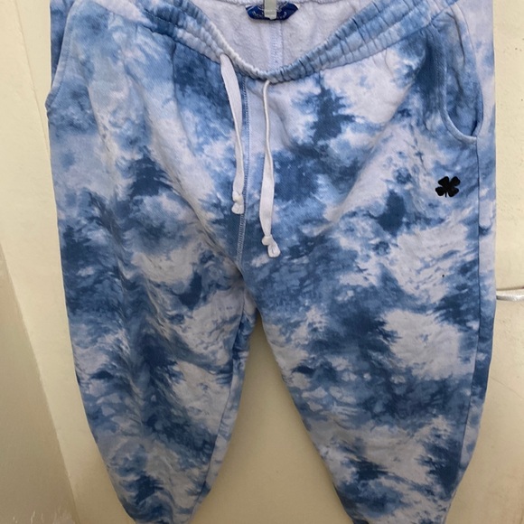 Lucky brand tie dye sweatpants💙🤍 - Picture 1 of 4
